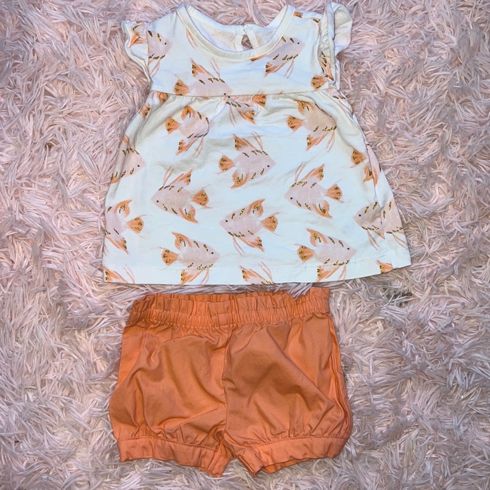 2 piece set shorts and shirt